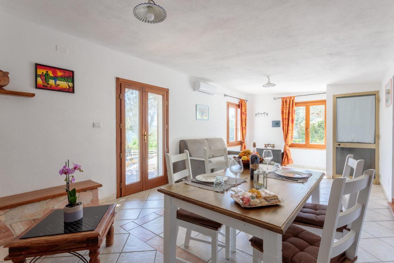 Tiria House Bosa - Casa Vacanze Exterior photo
