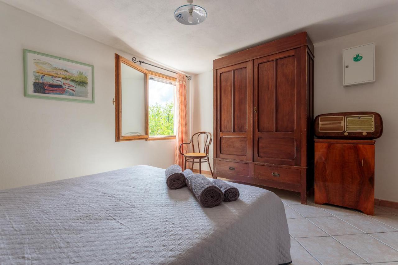 Tiria House Bosa - Casa Vacanze Exterior photo